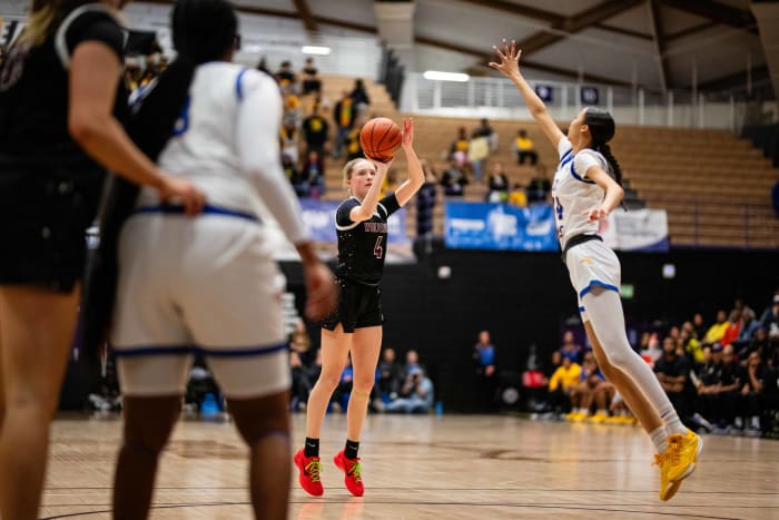 Jefferson Willamette 6A Oregon girls basketball quarterfinal 2024 Naji Saker-64